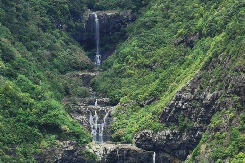 Seven Waterfalls Abseiling and Canyoning Guided Experience