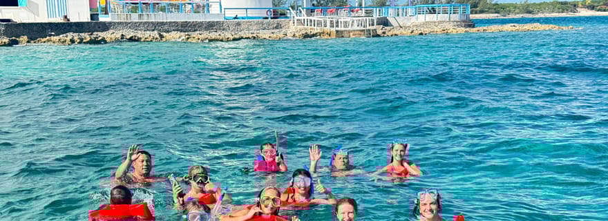 Nassau : circuit des 4 îles Cochons nageurs, tortues, plongée avec tuba