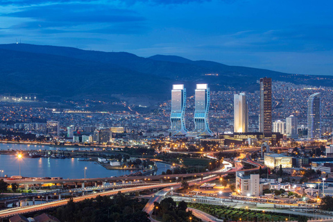 Het beste van Izmir: Privé wandeltour met een lokale bewonerPrivé Stadsrondleiding - 3Hr