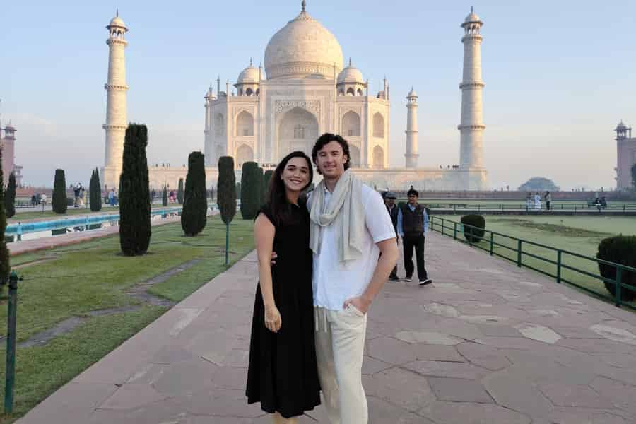 Ab Delhi: Private Taj Mahal & Fort Tagestour mit 5* Mittagessen