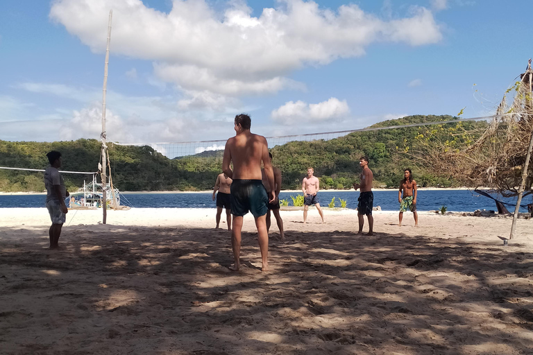 From El Nido: 3-Day Island-Hopping Expedition to Coron