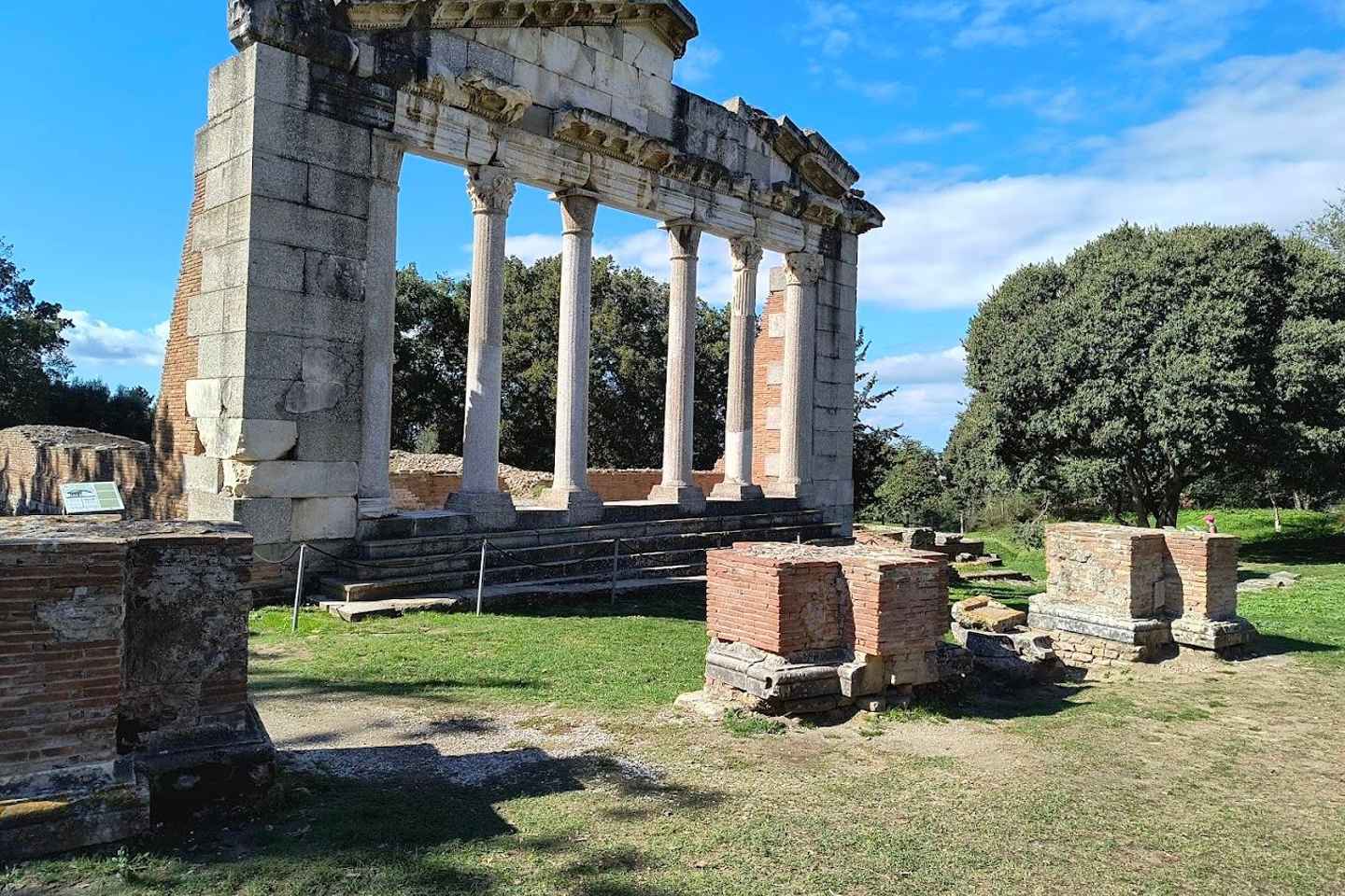 From Vlora: Zvernec, Apollonia & Berat Day Tour