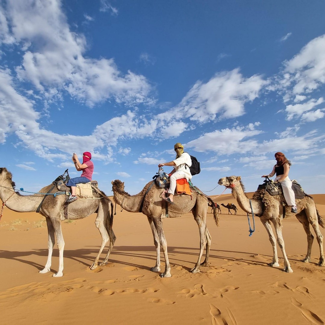 De Marrakech à Merzouga Erg Chebbi : Circuit de 4 jours dans le désert