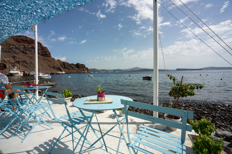 Santorini: Crociera nelle isole vulcaniche con visita alle sorgenti termaliCrociera con visita a Oia