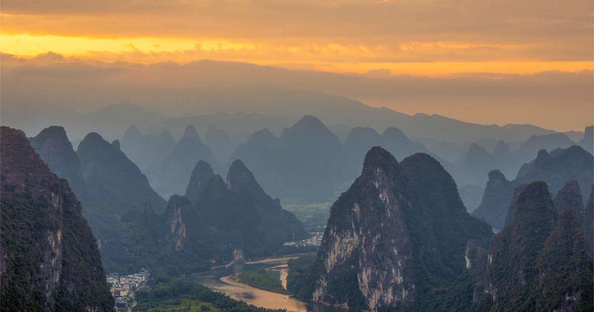 Guilin:1-day Yangshuo Bird's Eye View Mountains Private Tour 