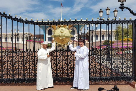 Tour della città di Muscat di mezza giornata, 4 oreTour della città di Muscat di mezza giornata (4 ore)