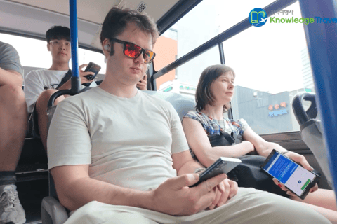 Busan: City Tour of 3 Historic Neighborhoods by Public Bus