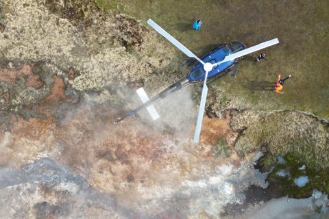 From Reykjavik: Fire And Ice Helicopter Tour with 2 Landings