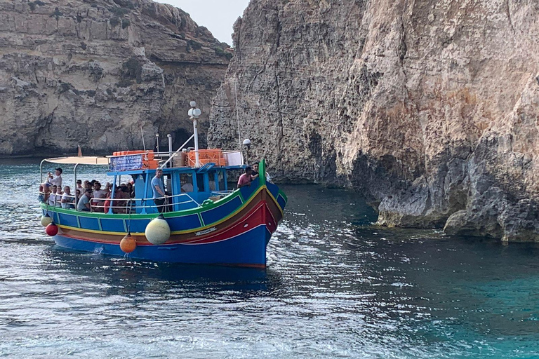 Comino: Private Bootstour mit Schnorchelaktivitäten und HöhlenInsel Comino: Höhlenbesichtigung und Schnorchelaktivitäten