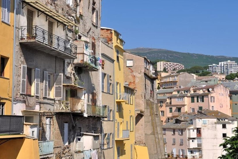 Bastia : Tour privado de las atracciones imprescindibles2 Horas de tour privado