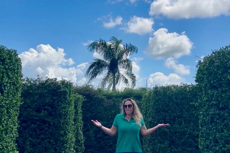 La Romana Half-Day Small Group Tour: Cave, Maze & Culture