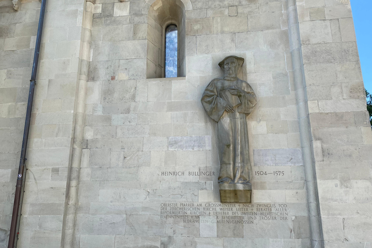 Zurich in the Mirror of the Past: Self-Guided Reading Tour Zurich in the Mirror of the Past: Self - Guided Reading Tour