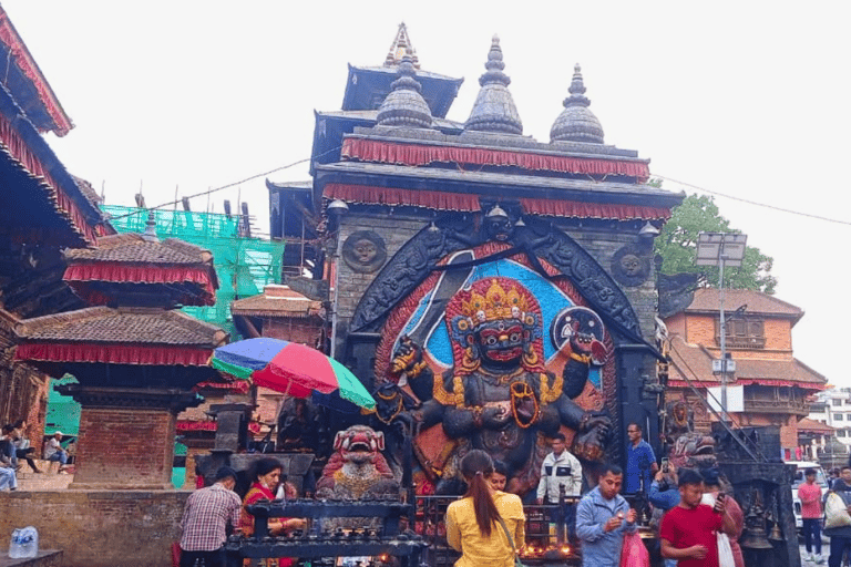 Katmandu: Wycieczka piesza z Monkey Temple i Durbar SquareKatmandu: Wycieczka piesza z wizytą w Świątyni Małp i na placu Durbar Square