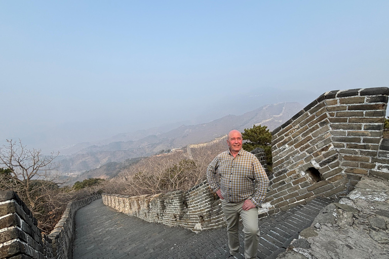 Beijing: Mutianyu Great Wall & Changling Tomb Private Tour transfer to Mutianyu Greatwall with tickets