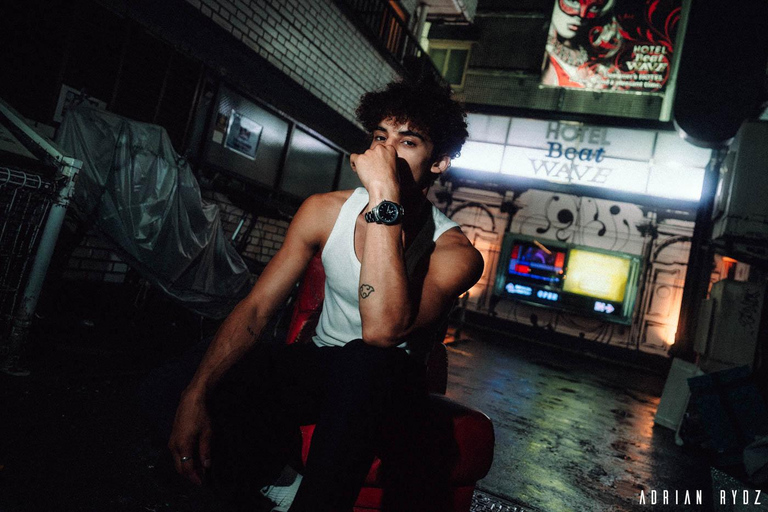 Tokyo | Kamakura | Fuji: Cinematic Photo Shoot (Cyberpunk) 3 hours + 65 edited photos (MOUNT FUJI)