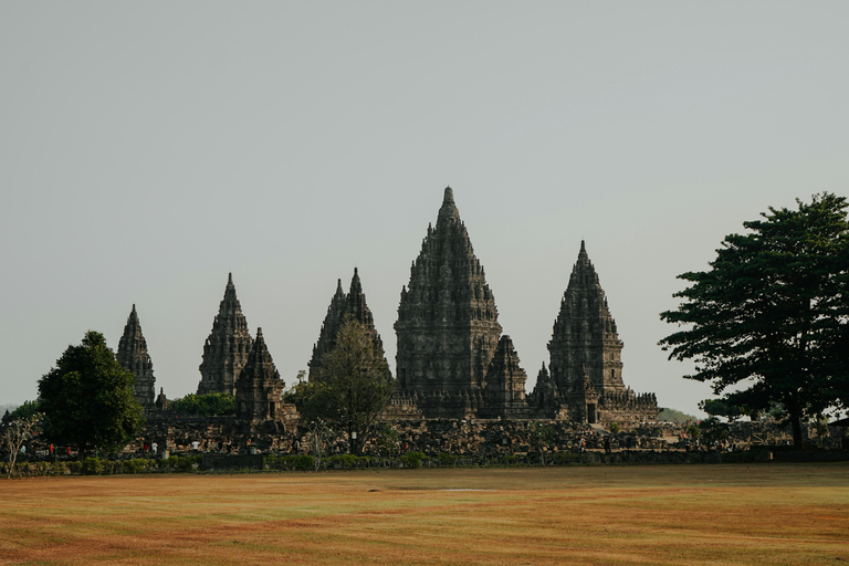 Borobudur bij zonsopgang en een authentieke Javaanse ervaringBorobudur (klim) en Prambanan-tempel