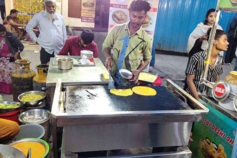 Bangalore - wieczorny spacer po ulicy z jedzeniem i wizyta na targu