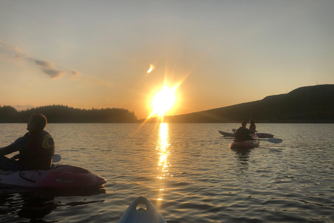 Donegal: Gita in kayak al tramonto sul lago Dunlewey