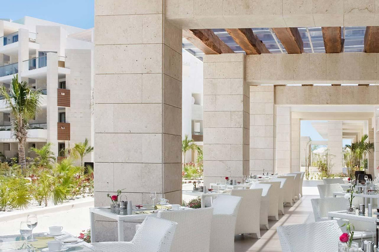 Private Shuttle CUN Airport to Beloved Playa Mujeres