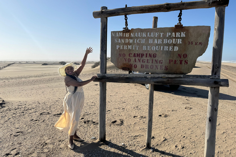 Walvisbay: Sandwich Harbour 4x4 Tour-Unparalleled Experience