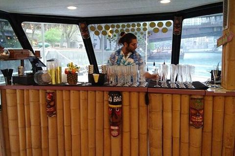 Chicago: Mimosa n' Bloody Mary Cruise Chicago: Chicago River Mimosa n' Bloody Mary Cruise