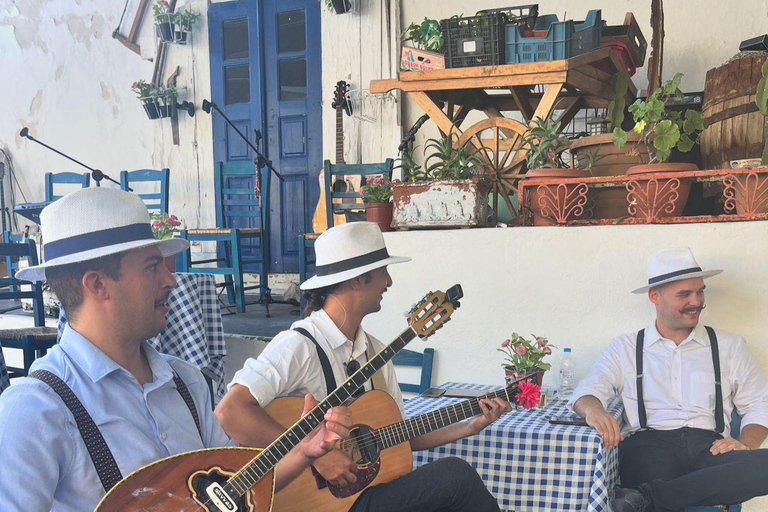 Santorini: Plate-Smashing Show & Fira Walking Tour