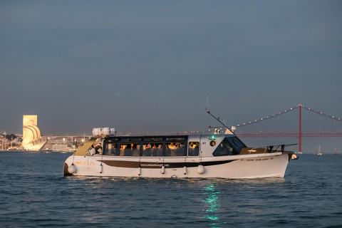 New Year’s Eve Luxury Boat – DJ, Buffet & Open Bar