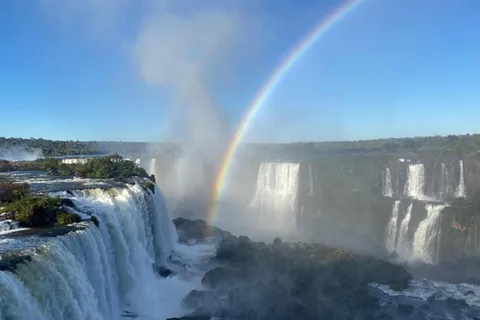 Private Iguazu Falls Tour: Brazil & Argentina in 1 Day