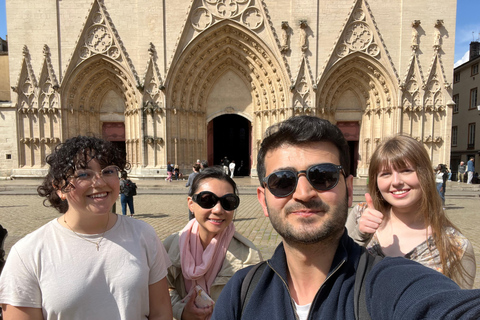 Lyon: Essential Walking Tour