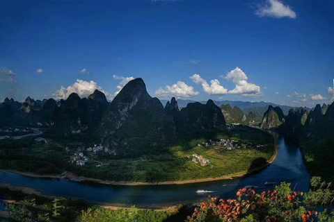 The Largest Tea Plantation and Xianggong Hill Tour