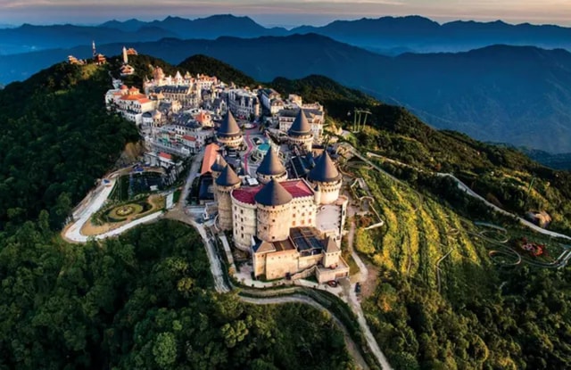 From Hue to Golden Bridge,Ba Na Hills and Drop-off in Hoi An