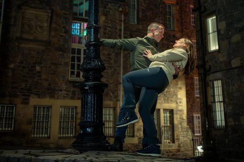 Edinburgh Photo Tour: Professional Photoshoot 2 Hour Complete Edinburgh Photoshoot (with video + B&W set)