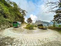 Da Aguas Calientes, biglietto dell'autobus di andata e ritorno a Machu Picchu - Housity
