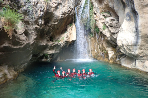 Granada & Malaga: Río Verde Canyon, Turquoise Water Jumps Private Tour
