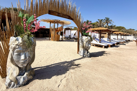 Cartagena: Luxury Day at Tierra Bomba in Ancestral Lounge with Lunch