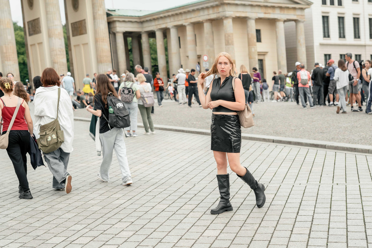 Berlin: Private Photoshoot with Professional Photographer