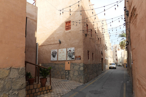 full day trip to Birkat Almouz&Nizwa souq&Fort&Falaj Daris. (DAILY) full day trip to Nizwa souq&Castel,Falaj Daris