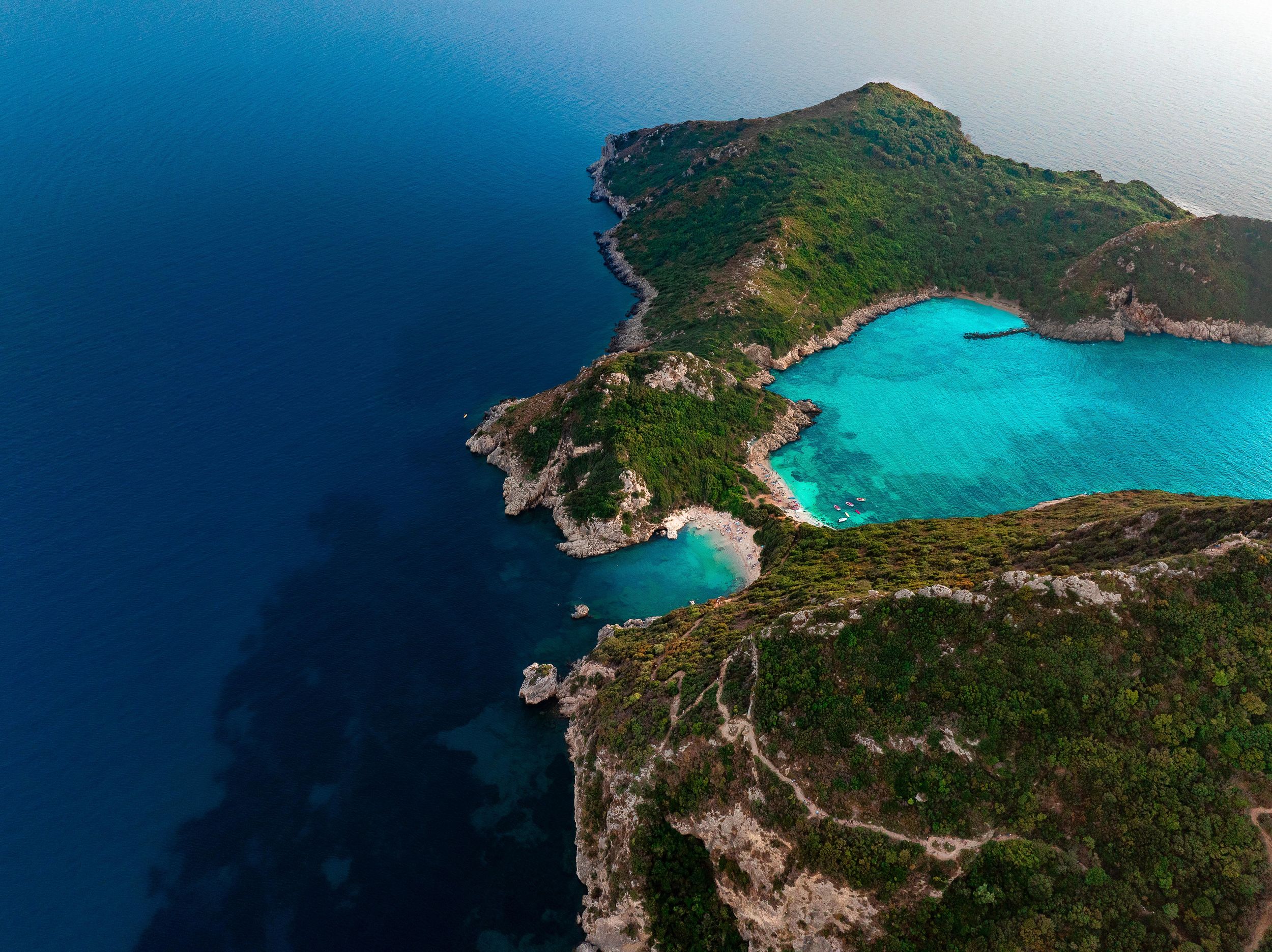 Porto Timoni, Kastelli-Bucht und Höhlen: Bootstour mit Schwimmpausen