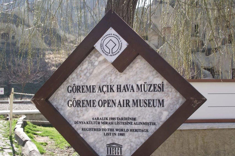 Cappadoce : Visite guidée du musée en plein air de Göreme avec transfertGuide de la langue espagnole