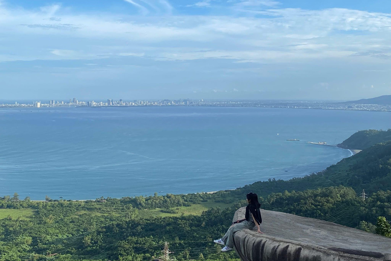 Tour della città di Da Nang: Son Tra, Passo di Hai Van, Ponte del DragoTour in auto privata