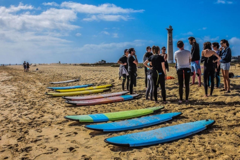 La Pared: Kursy surfingu dla wszystkich poziomów