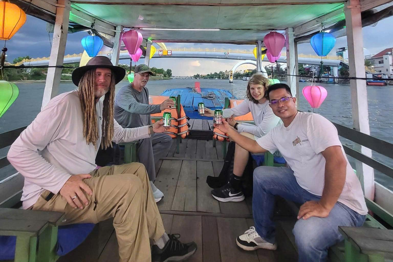 Hoi An Private Lantern Cruise by Romantic Sunset/Night HoiAn Lantern Cruise Private/Sunset/Sunrise/Lighting Lantern