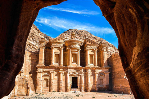 From Amman Airport: 4-Night Private Jordan Cultural Tour Prime: 4 - 3 stars