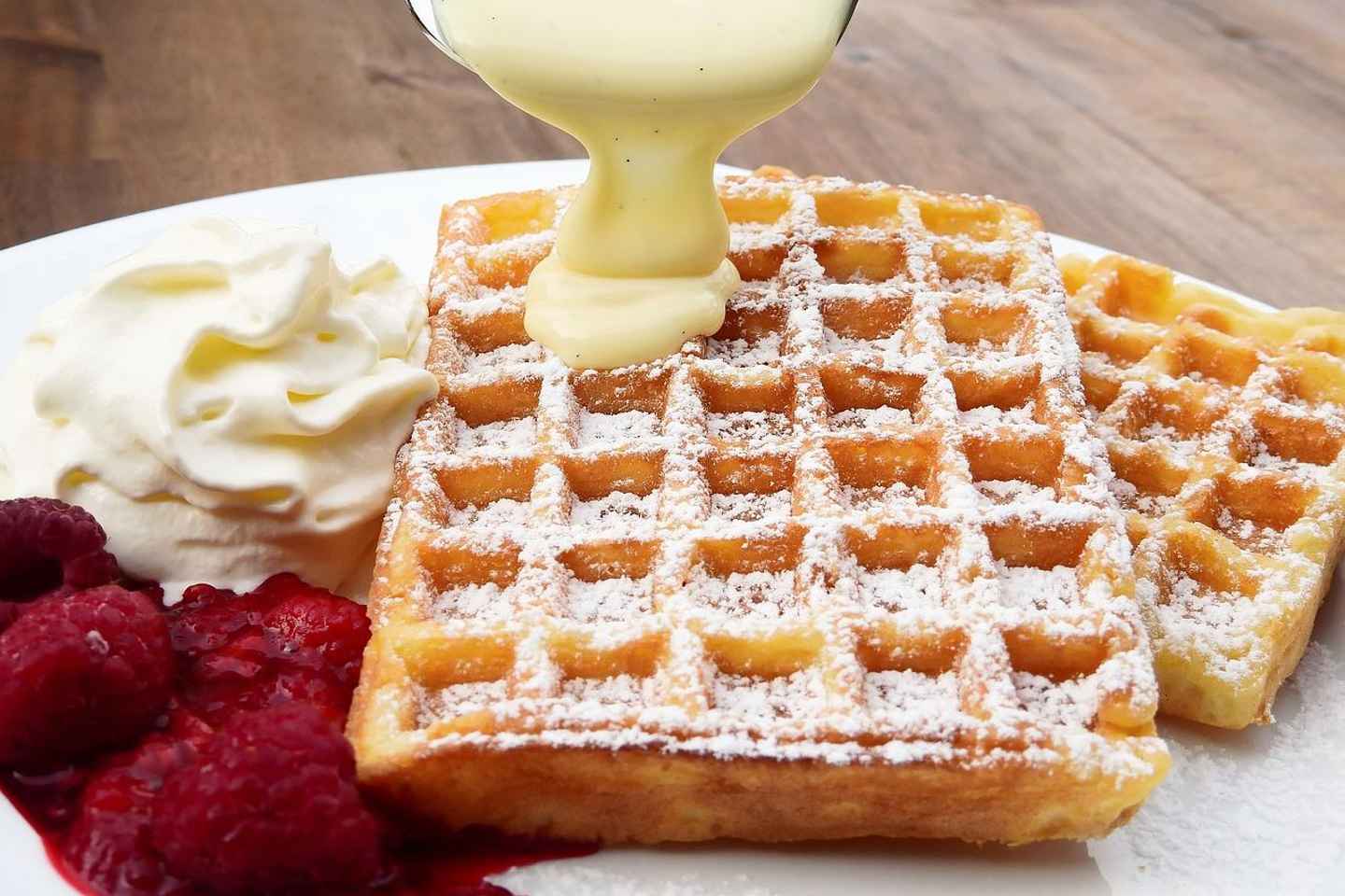 From Amsterdam: To Brussels - Travel as a VIP