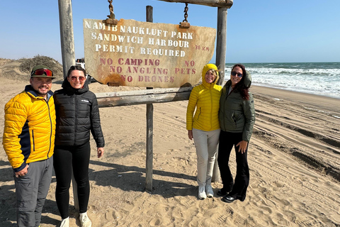 Walvisbay: Sandwich Harbour 4x4 Tour-Unparalleled Experience