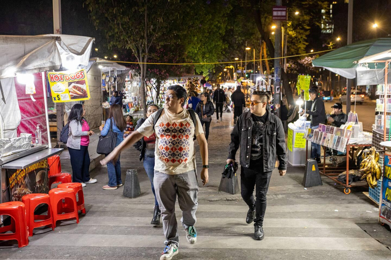 Città del Messico: esperienza di Lucha Libre con un giornalistaMartedì all'Arena Mexico