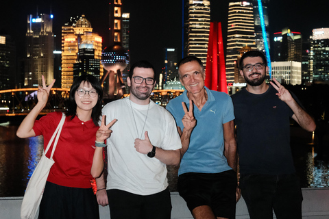 Shanghai: North Bund & Suzhou River Night Tour & Photograph