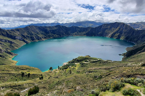 From Quito: Private Andes Tour to Cotopaxi & Quilotoa Lagoon
