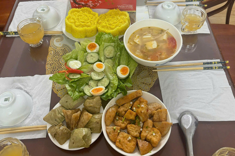 Hue: Buddhist Tour with Cooking Class and Meditation Buddhism tour in Hue with French speaking tour guide