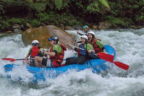 Tena: Heldagsrafting i floderna Jondachi och Hollín